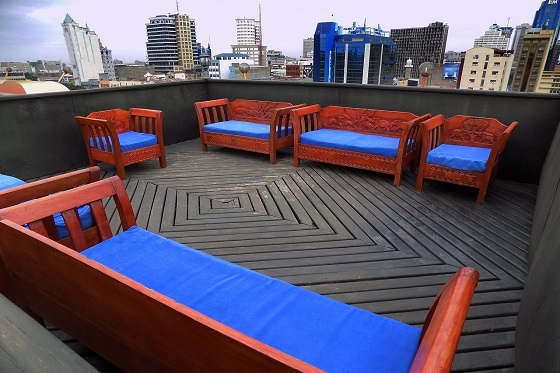 sun lounge rooftop