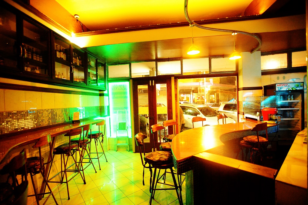 kenya comfort hotel bar